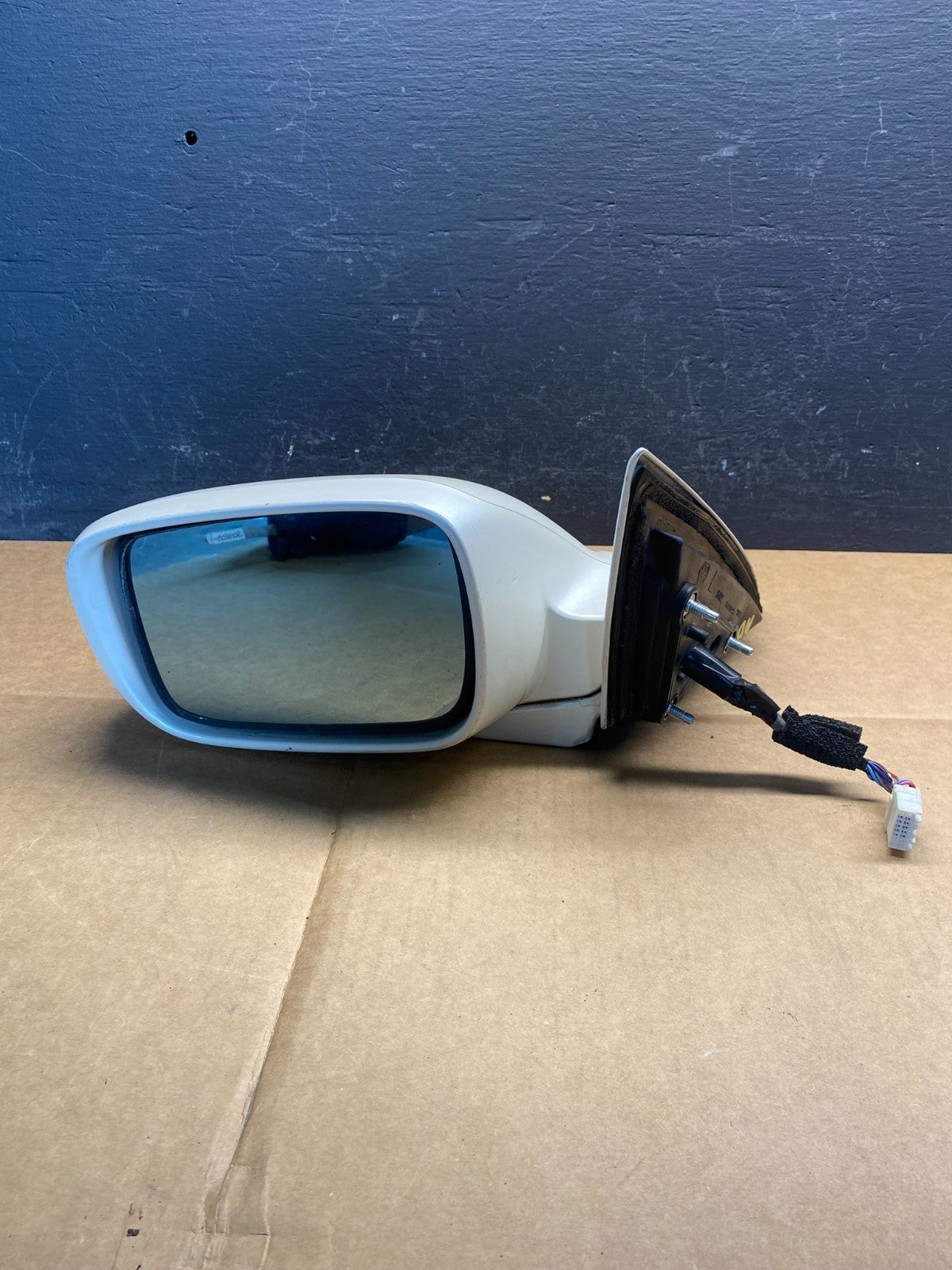 2005 to 2008 Acura RL Left Driver LH Side Door View Mirror Power AD35467