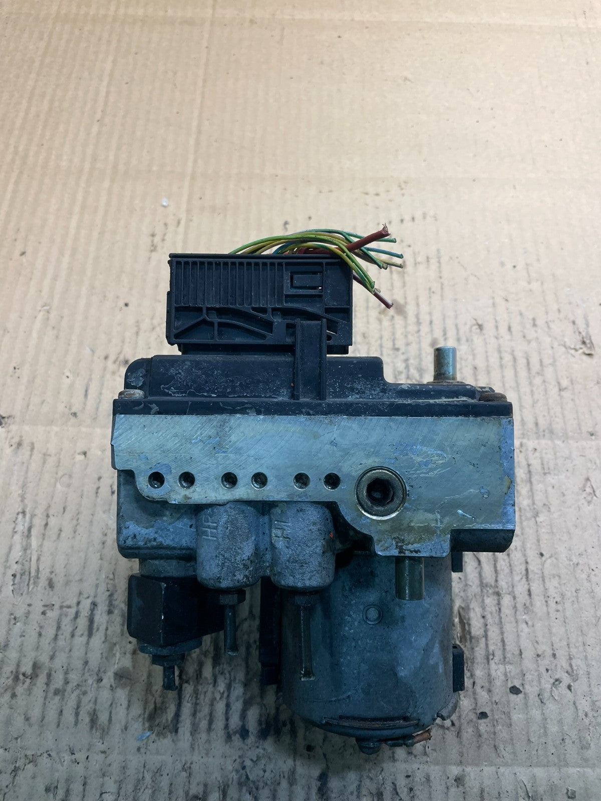 1990-1991 Mercedes R129 300SL ABS Antilock Brake Control Module AB7352 DG2