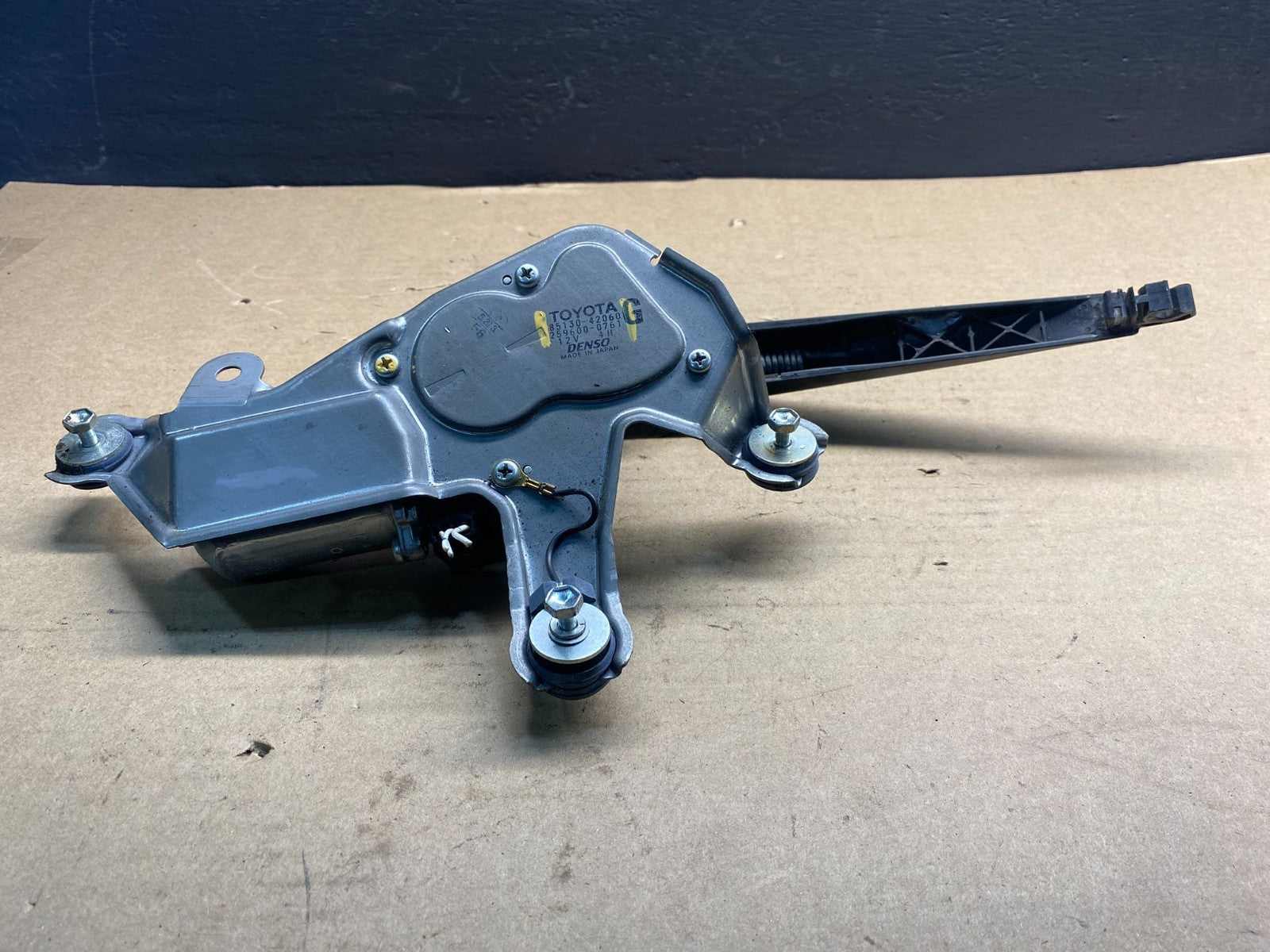 2006 to 2011 Toyota Rav4 Rear Wiper Windshield Motor OEM ab7187 DG5