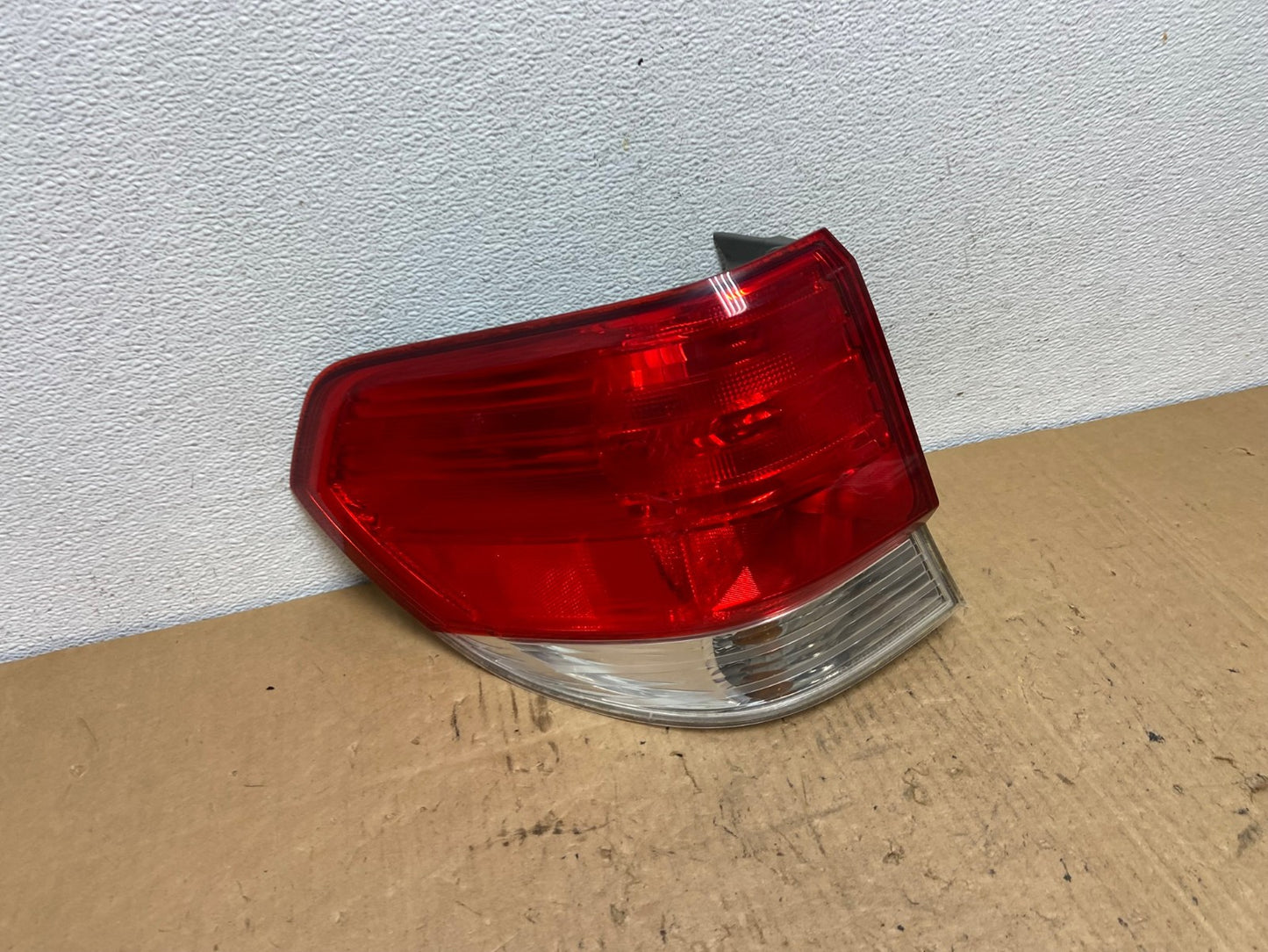 2008 2009 2010 Honda Odyssey Left Driver LH Side Tail Light AC8177 LK2