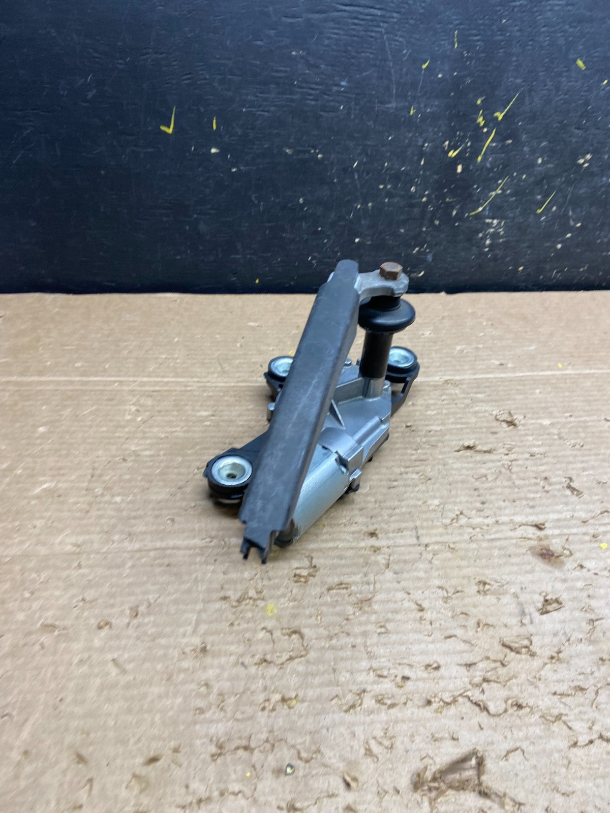 2012 to 2014 Ford Focus Rear Windshield Wiper Motor OEM BV61-17K441-AA w3030 DG2