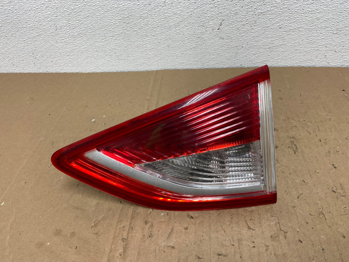 2013 to 2016 Ford Escape Right Passenger RH Side Inner Tail Light OEM AB6914 LK0