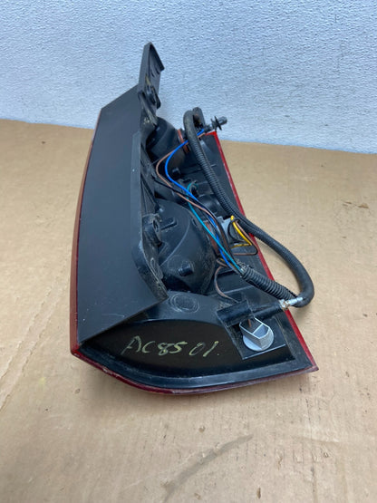 2008-2014 Chevrolet Tahoe Suburban Driver Lh Left Side Tail Light AC8501 DW7