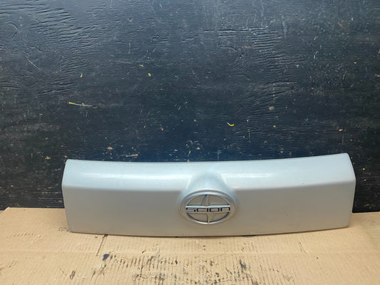 2008 to 2010 Scion XD Rear Trunk Trim Liftgate Panel Oem W2507 DG0
