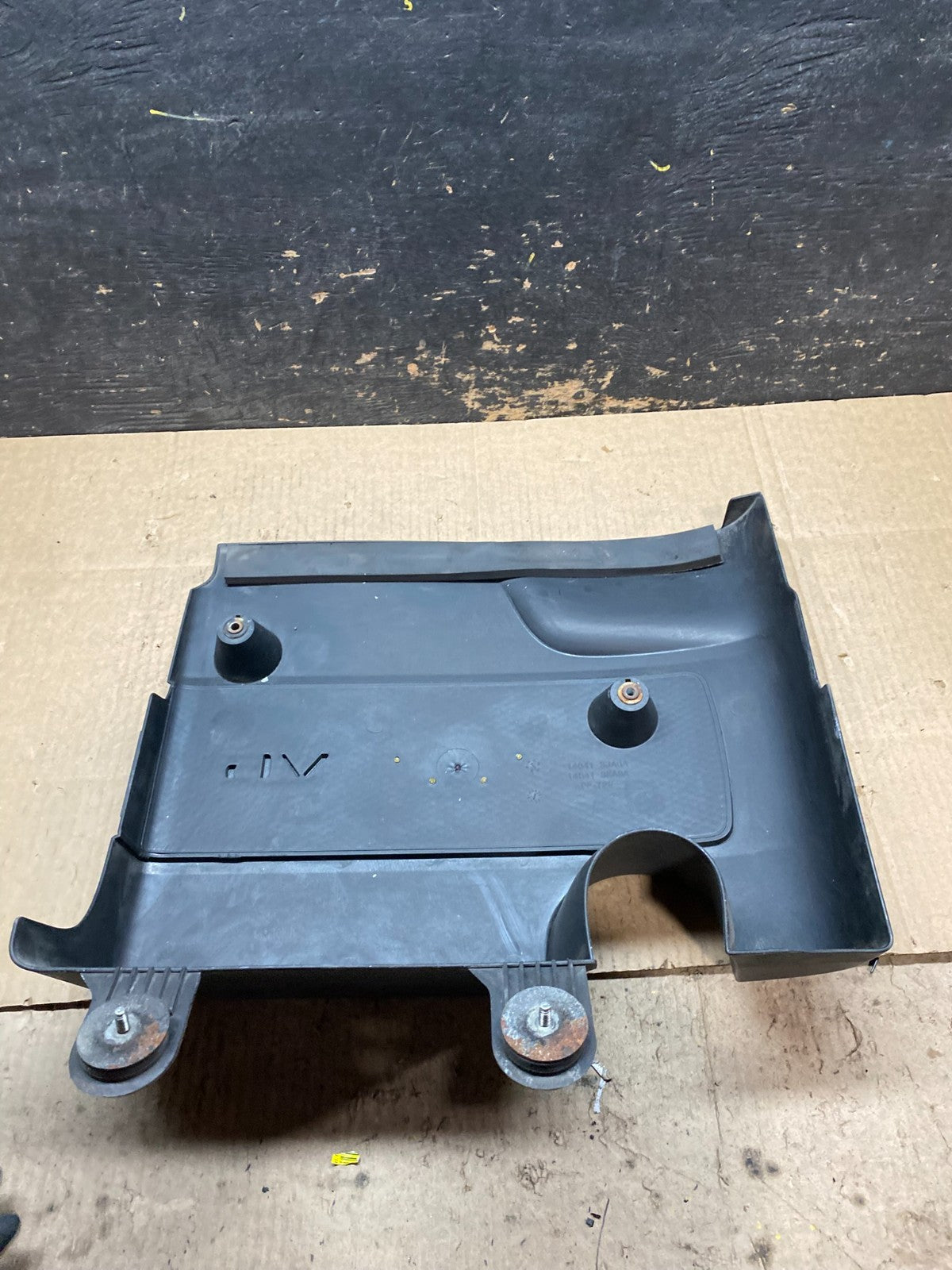 2013 to 2016  Infiniti JX35 QX60 Engine Cover Motor Shield Oem X9585 DG5