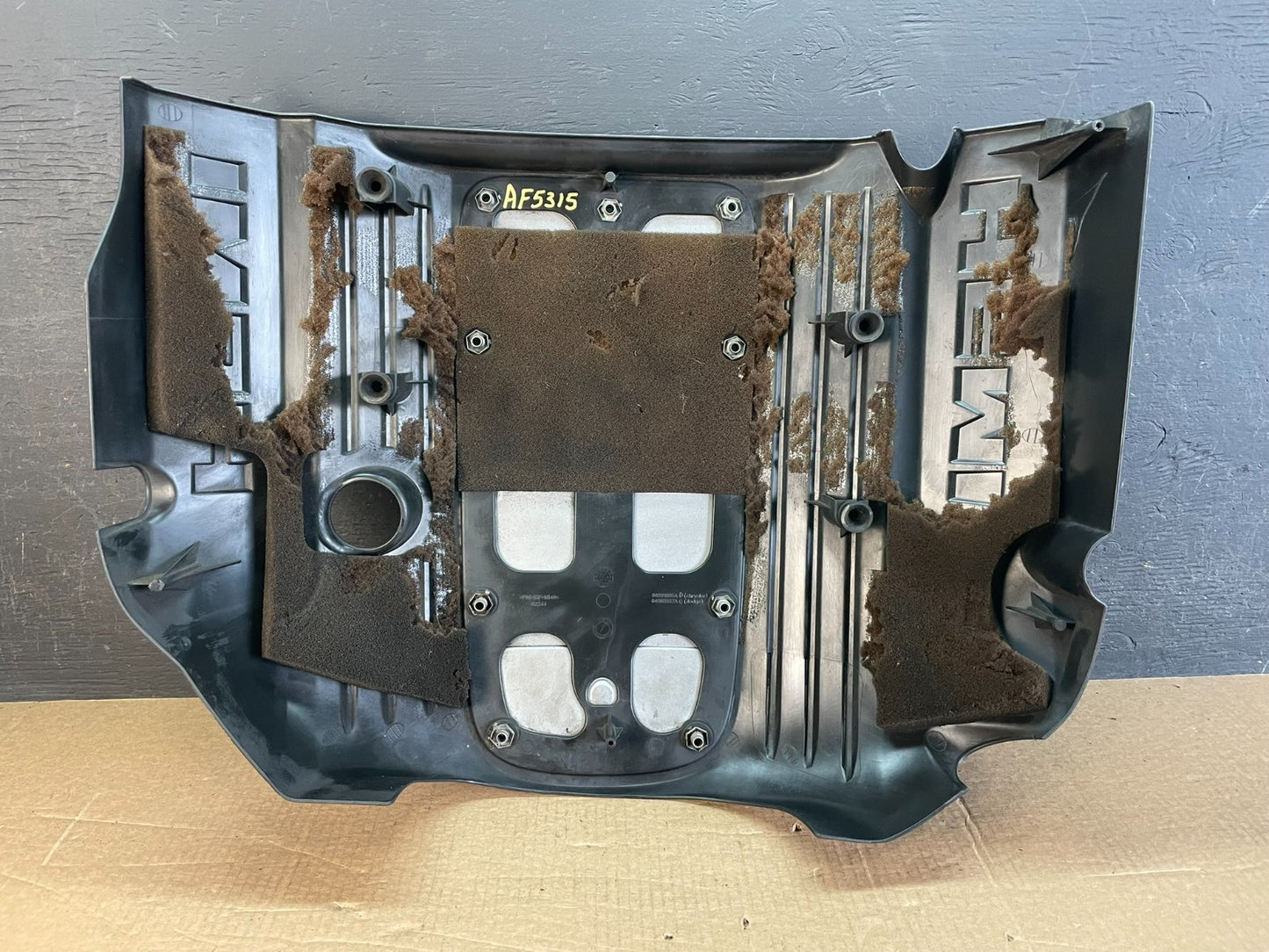 2005 to 2010 Chrysler 300 5.7L V8 Hemi Engine Motor Cover af5315 DG5
