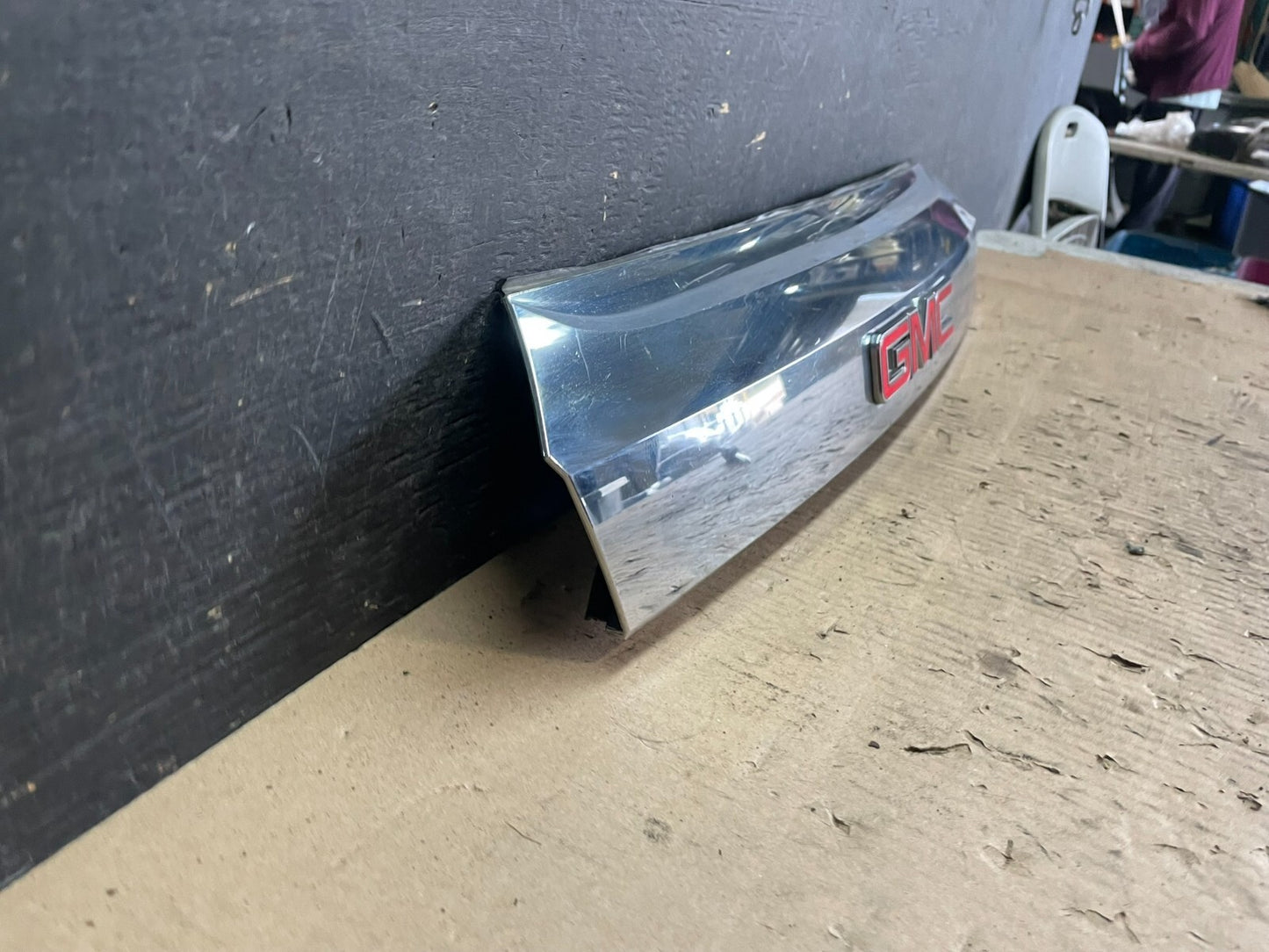 2010-2015 Gmc Terrain Lift Gate Handle Trim Back Up Camera Chrome Panel M6106 DG2