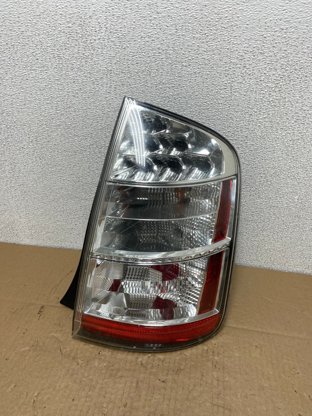 2006 to 2009 Toyota Prius Tail Light Right Passenger Side AB6225 LK0