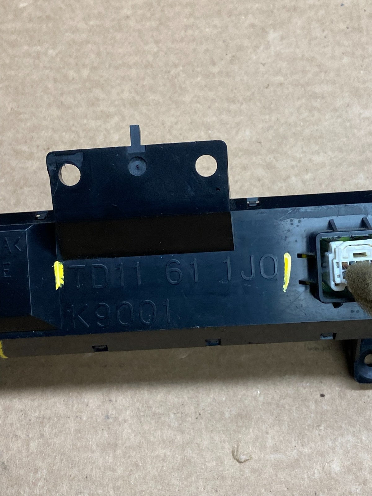2008 to 2015 Mazda CX-9 Clock Information Display Screen TD11611J0 w6434 DG6