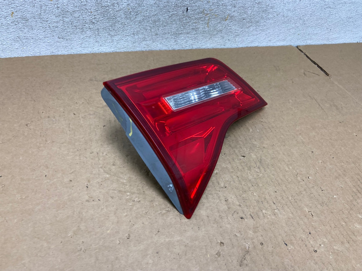 2007 2008 2009 Acura Mdx Left Driver Lh Side Inner Tail Light AI3442 LK2