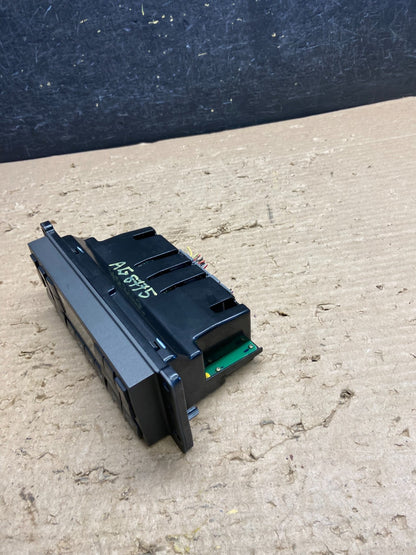 2003 to 2006 Lincoln Town Car Climate Control Panel AG8775 DG2