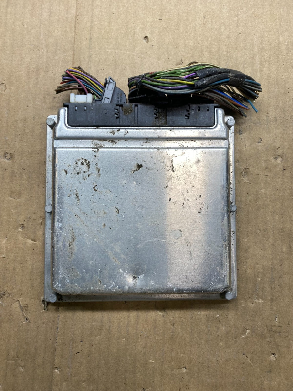 1999 to 2005 Mercedes E320 CLK320 Engine Control Unit ECU Module E5862 DG11