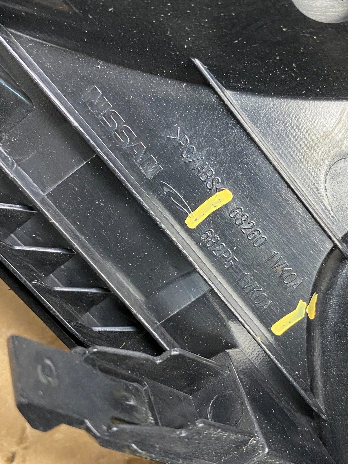 2011 2012 2013 Nissan Rogue Dash Upper Center Radio Bezel Trim AC6309 DG6