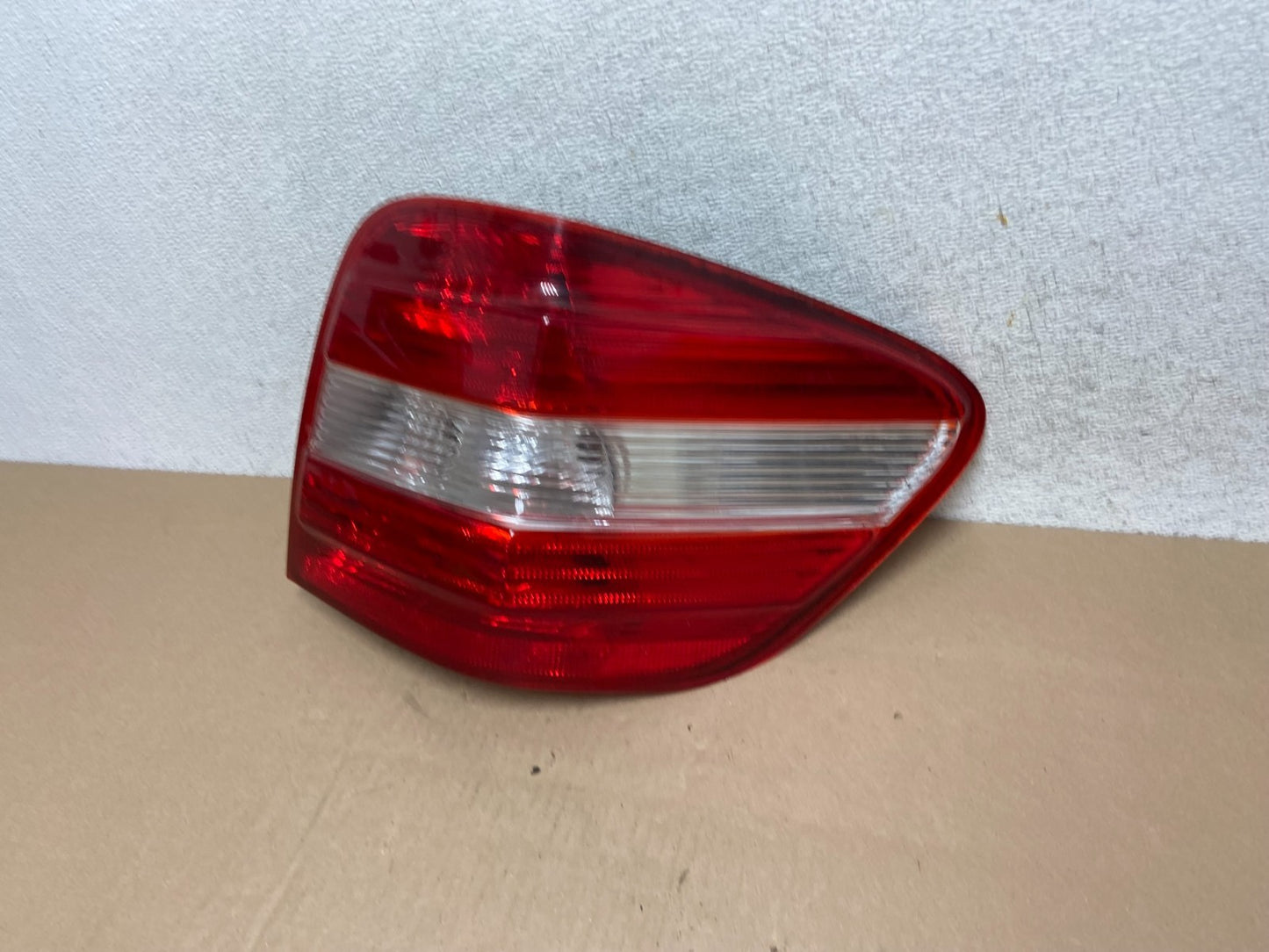 2006 - 2008 Mercedes ML 350 Ml-Class Right Passenger Tail Light DEPO AG6615 DW1