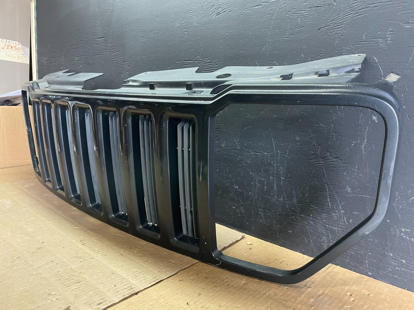 2008 2009 2010 2011 2012 Jeep Liberty Front Upper  Grill Grille OEM ab7683  DG1