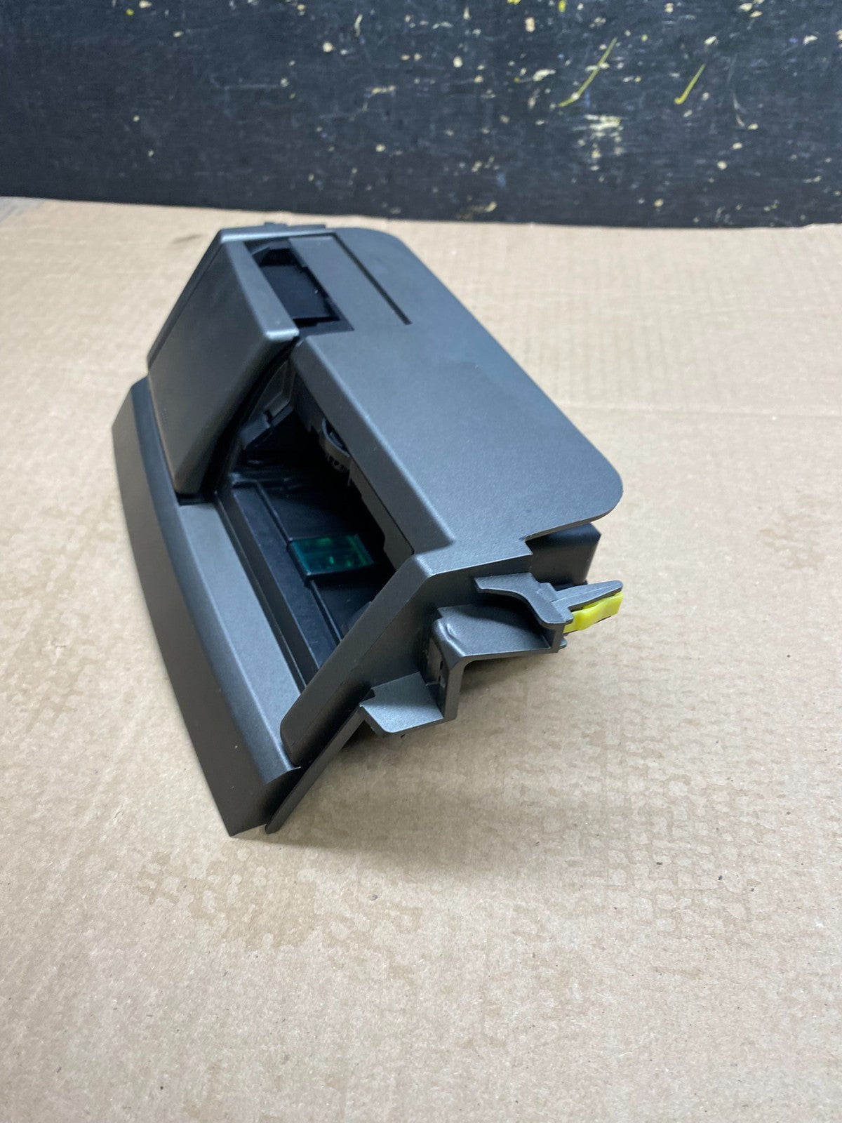 2003 to 2009 Lexus GX470 Dash Front Ash Tray Cigarette Lighter Unit y8152 DG3