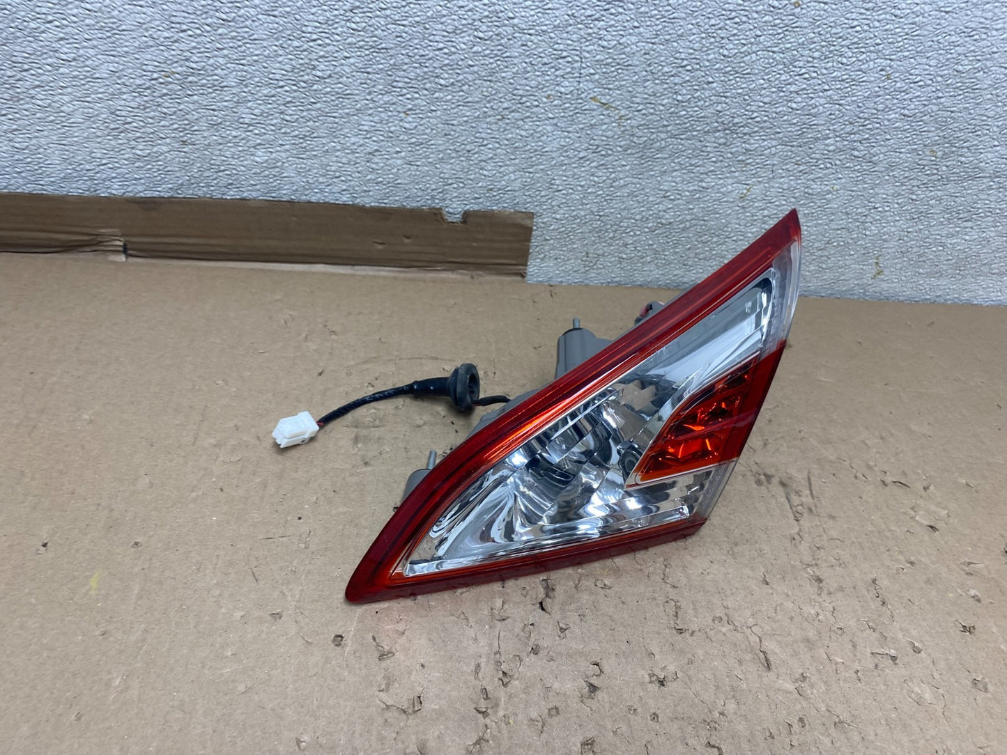 2011-2014 Nissan Murano Right Passenger RH Side Inner Tail Light Oem U1231 DW2