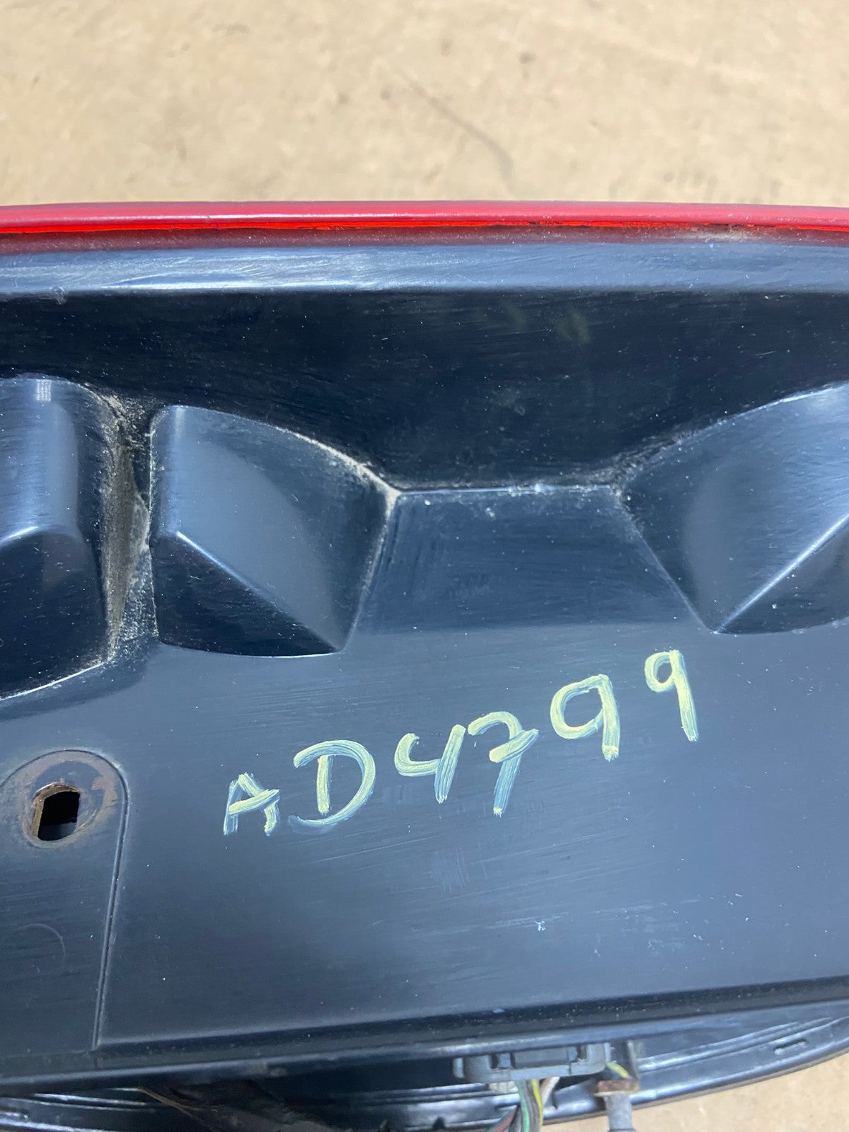 2002 2003 2004 Jeep Liberty Left Driver LH Side Tail Light TYC AD4799 LK7