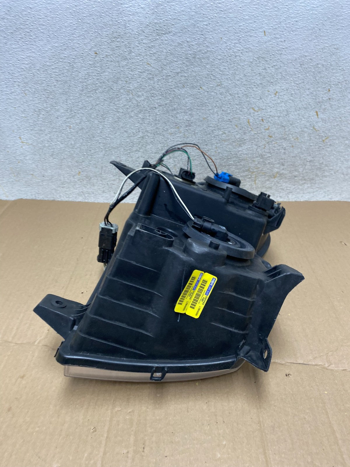 2005-2007 Jeep Grand Cherokee Left Driver LH Halogen Headlight TYC AI1174 DW8