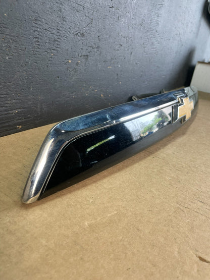 2016-2017 Chevrolet Equinox Rear Liftgate Garnish Chrome Trim W/Camera AD0160 DG2