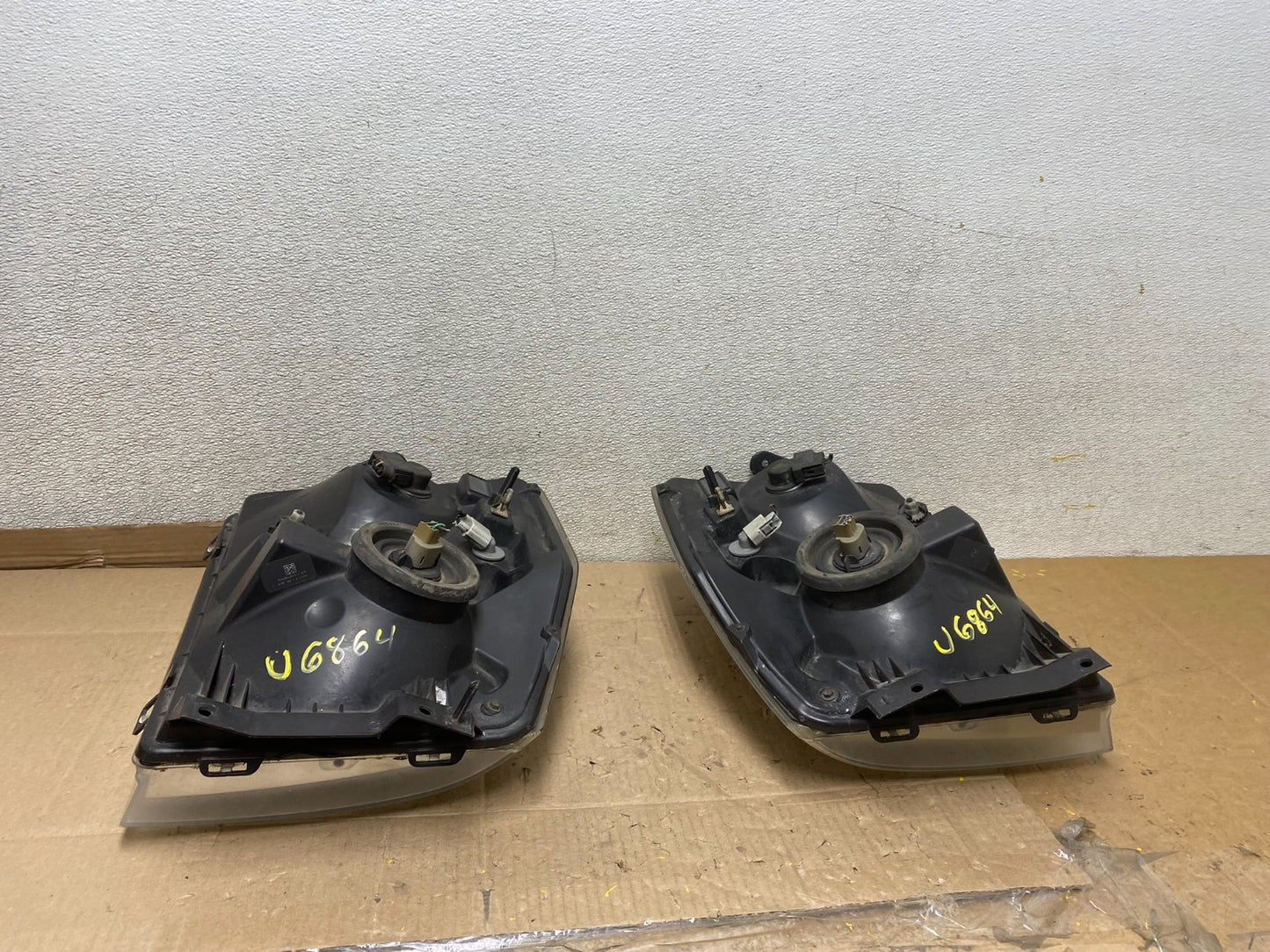 2008-2014 Ford Econoline E150 E250 E350 Left+Right Headlights U6864 DW11
