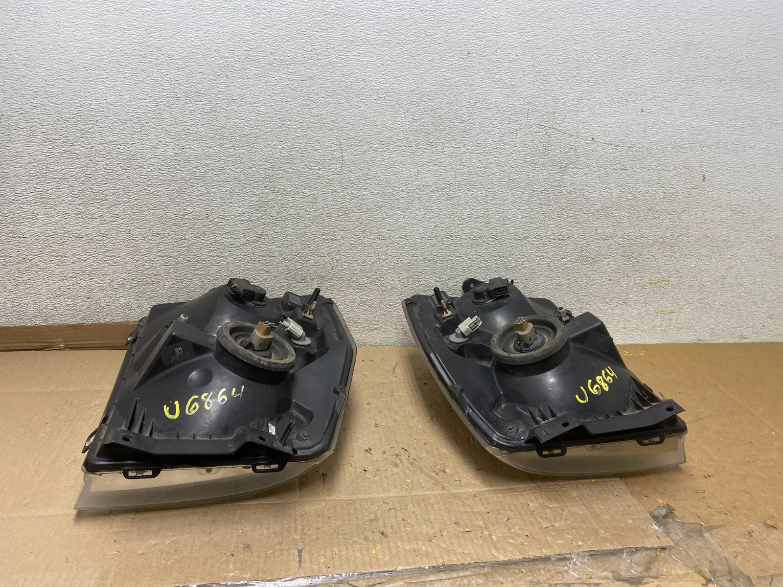 2008-2014 Ford Econoline E150 E250 E350 Left+Right Headlights U6864 DW11