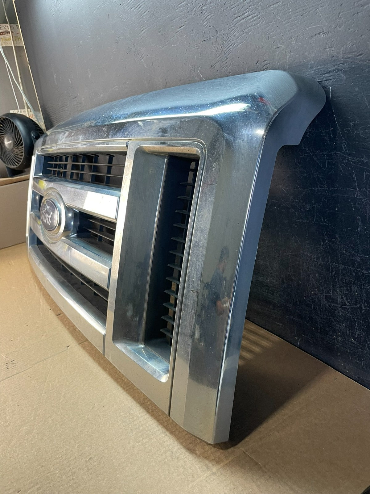 2008 to 2014 Ford Econoline E150 E250 Front Upper Chrome Grill Grille af5274 DG1