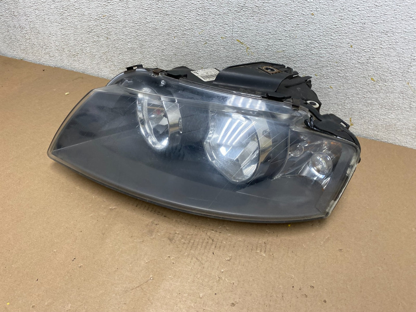 2005 to 2008 Audi A3 Left Driver LH Side Halogen Headlight P8152 DW1