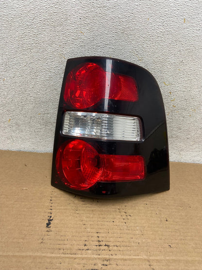 2006 to 2010 Ford Explorer Right Passenger Side Tail light AH4034 LK0