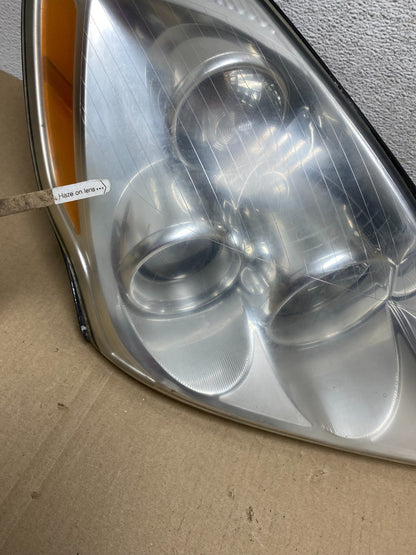 2007 - 2010 Hyundai Entourage Right Passenger Halogen Headlight AG6818 DW4
