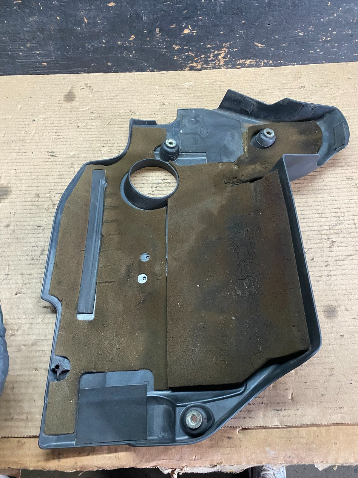 2007 to 2013 Nissan Altima 2.5 L Engine Cover s3705 DG6