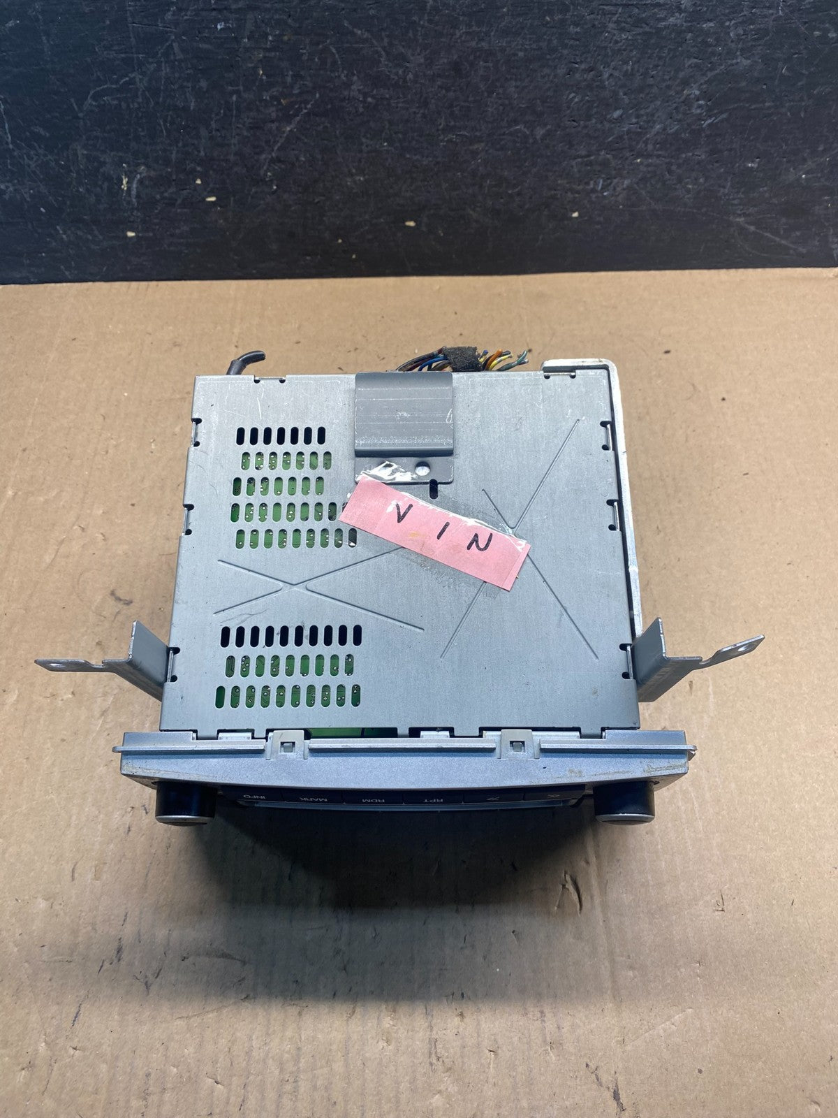 2007 to 2009 Hyundai Santa Fe AM/FM Radio CD Player AE7729 DW4