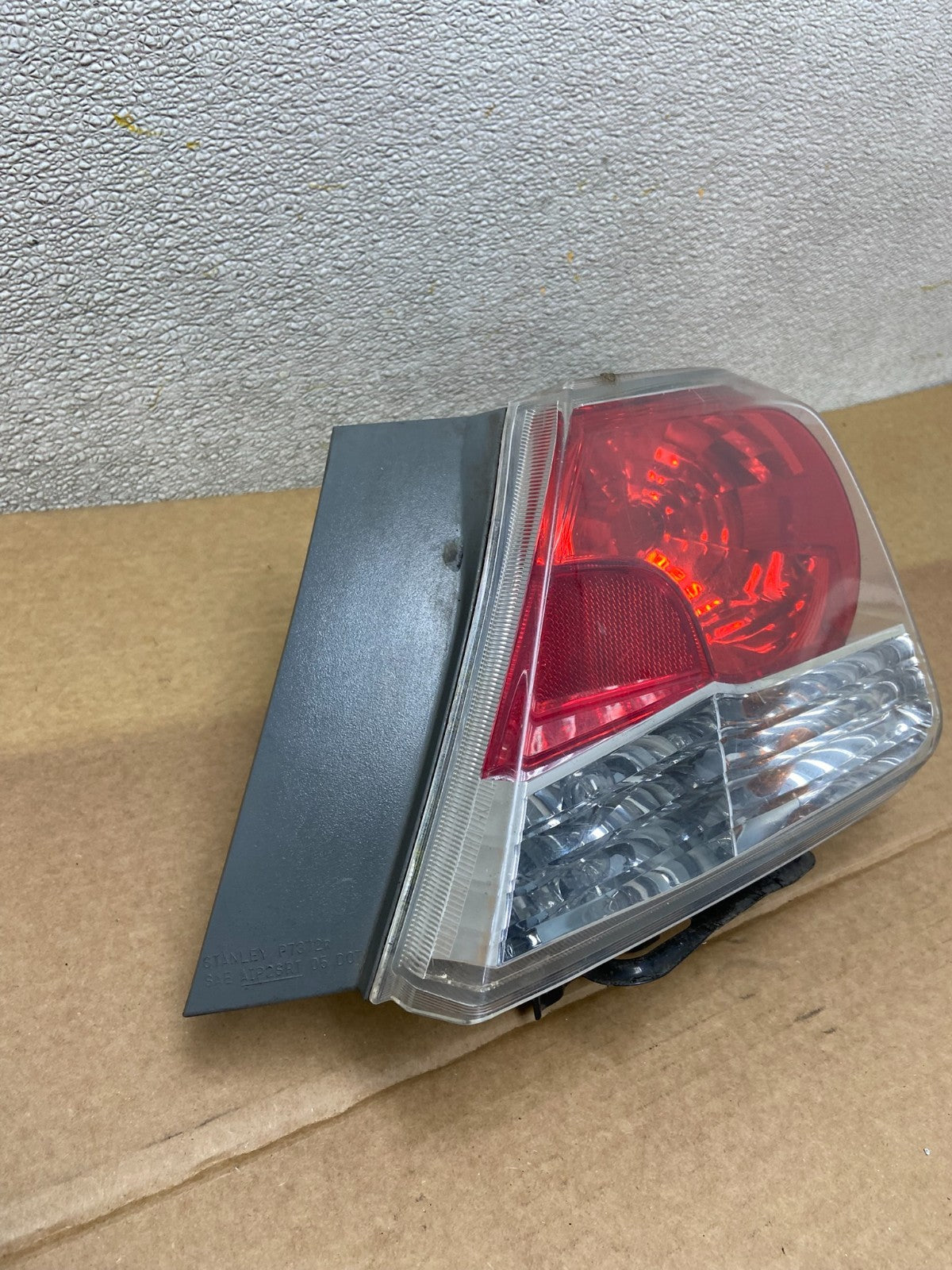 2008 to 2012 Honda Accord Sedan Tail light Right Passenger RH Side AB2582 DW2
