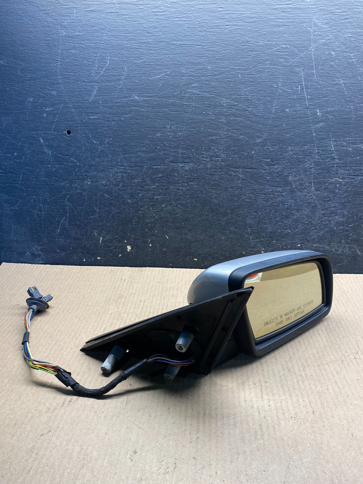 2004 - 2006 BMW 5-Series 525i 530i Right Passenger Door View Mirror ai7145 DG10
