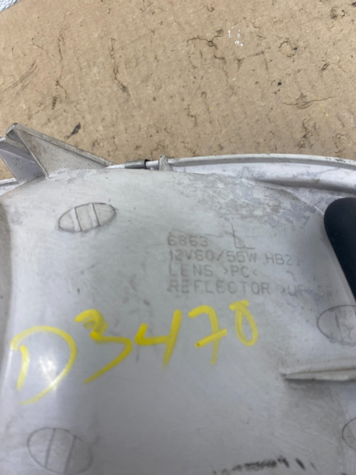 1998 to 1999 Mazda 626 Left Driver Lh Side Headlight Oem D34708