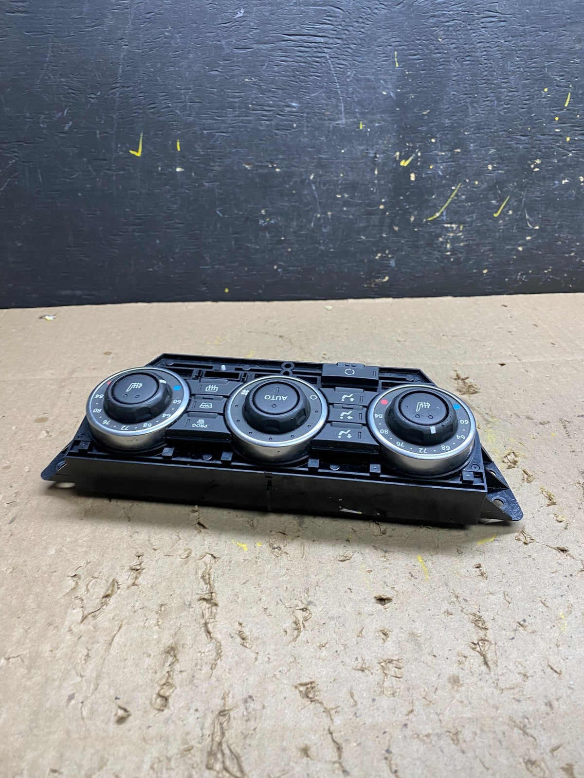 2008 to 2012 Land Rover Lr2 Ac Heater Climate Control Oem U5236 DG3