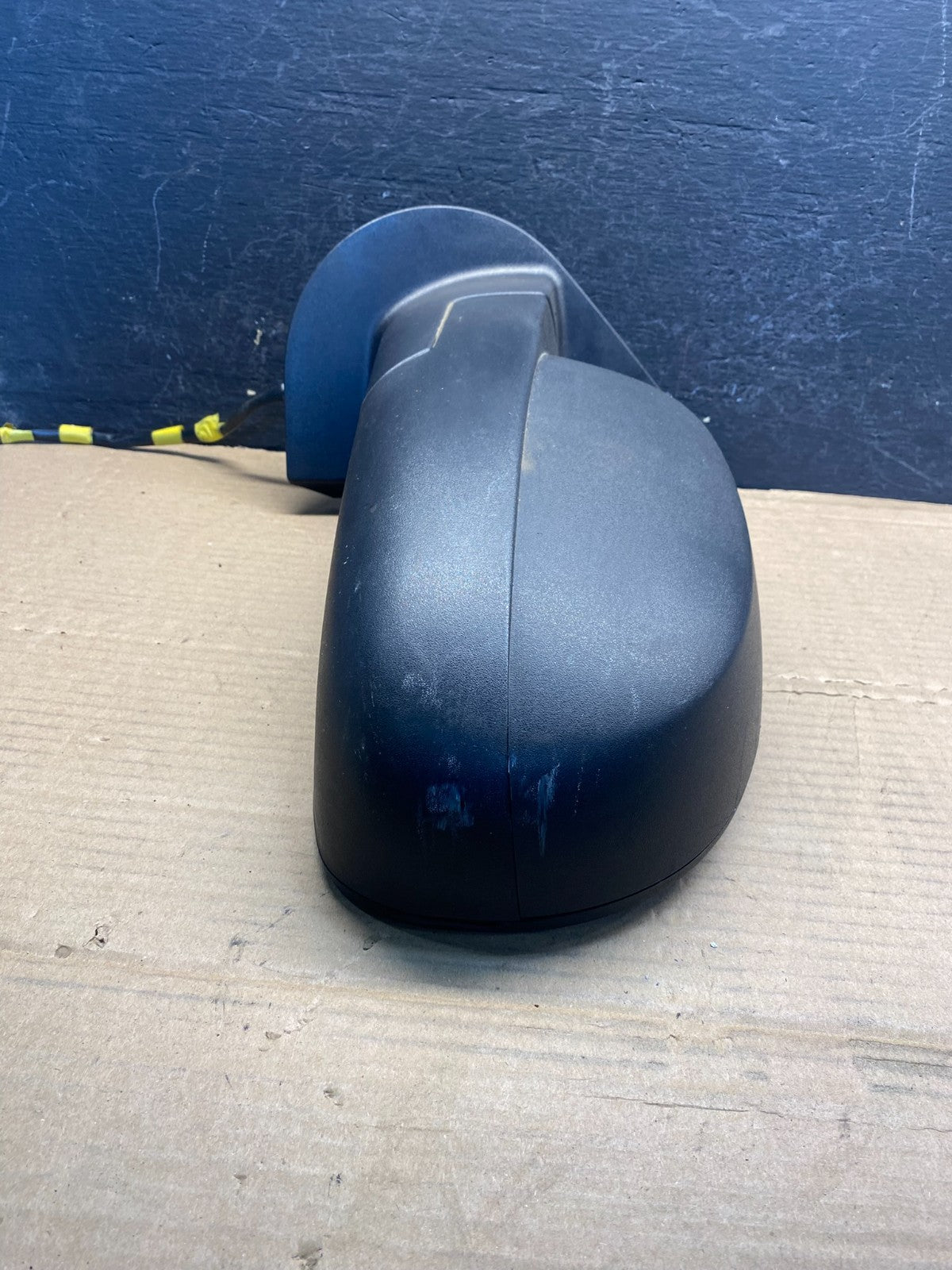 2007 to 2013 Chevrolet Tahoe Silverado Suburban Left Driver Mirror AF3932 DW0