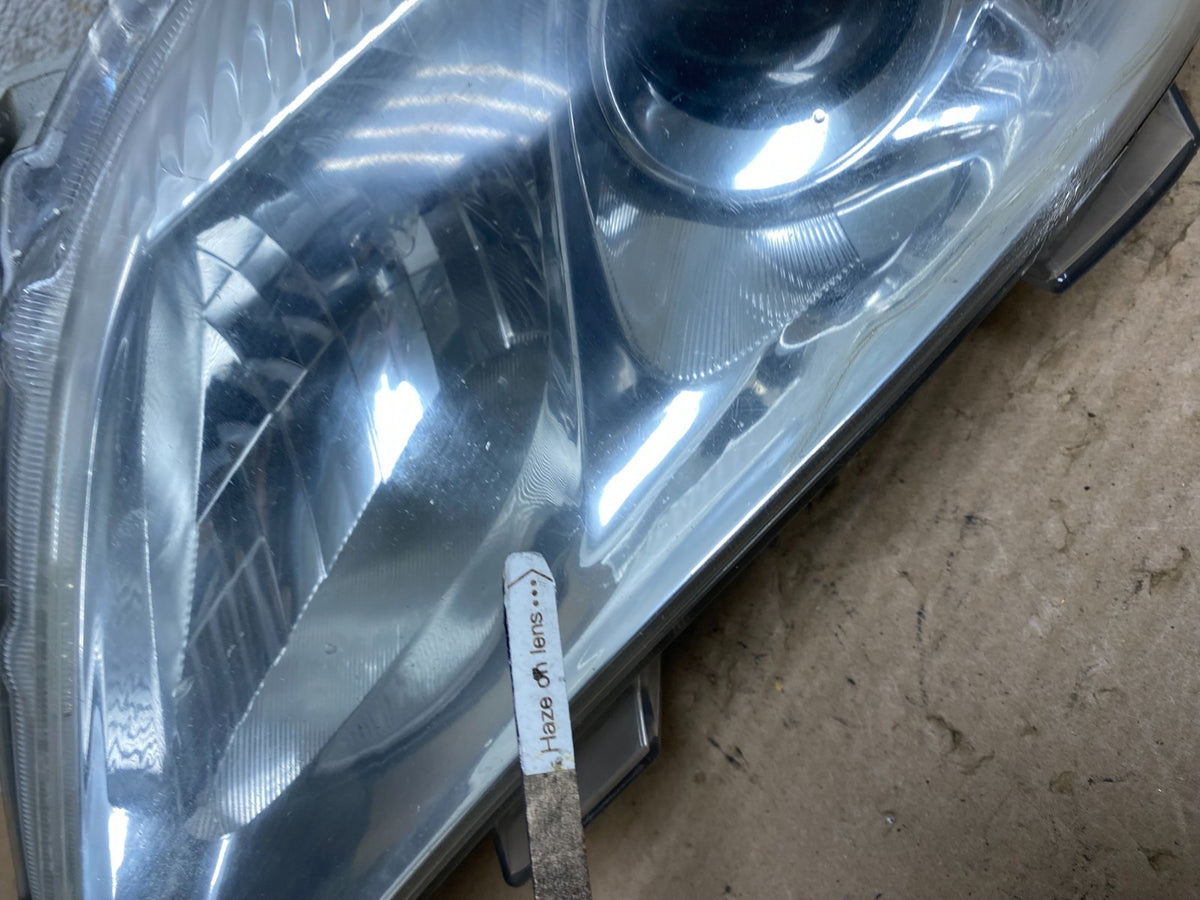 2010 - 2011 Toyota Camry Left Driver LH Halogen Headlight AI0992 DW5