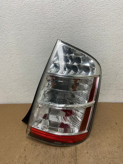 2006 to 2009 Toyota Prius Tail Light Right Passenger Side AC6073 LK0