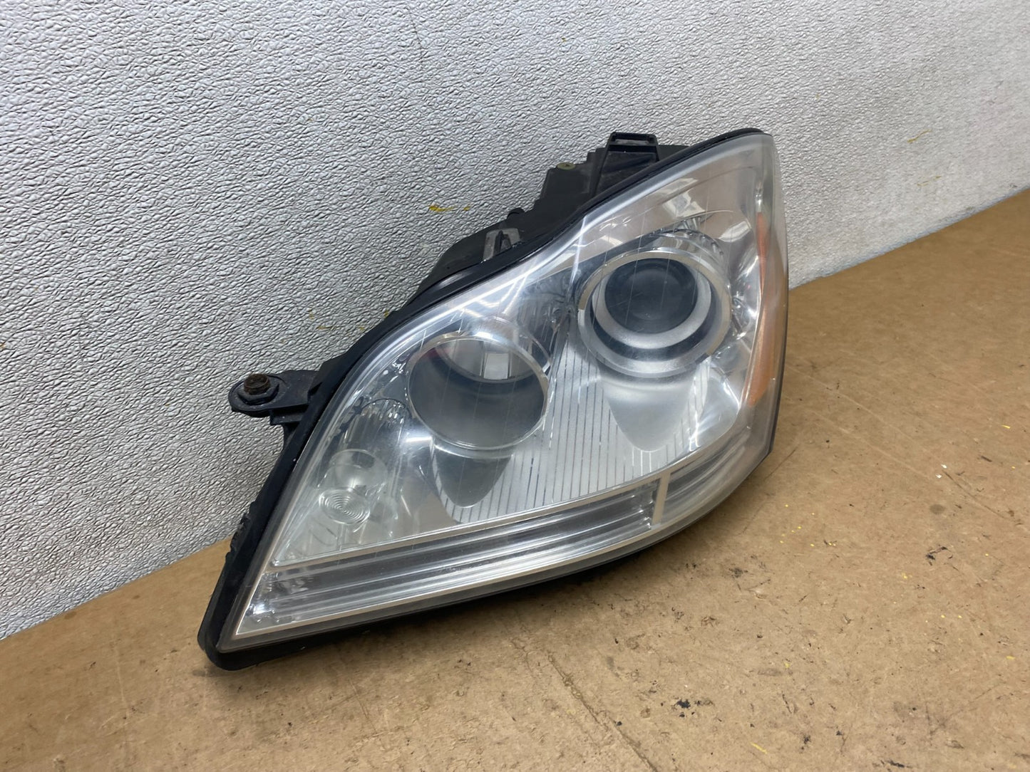 2007 to 2009 Mercedes GL-Class GL450 Headlight Left Driver LH X7260 GD2