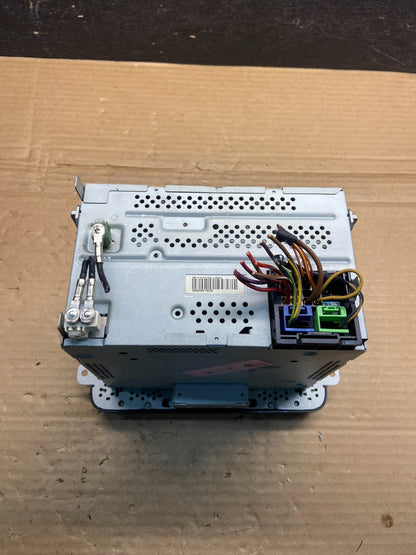 2009 to 2012 Volkswagen CC Radio CD Player Screen AM/FM AE4520 DG5