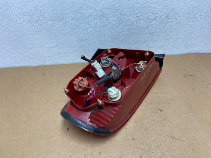 2002 - 2005 Hyundai Sonata Right Passenger RH Side Tail Light AC8506 DW5