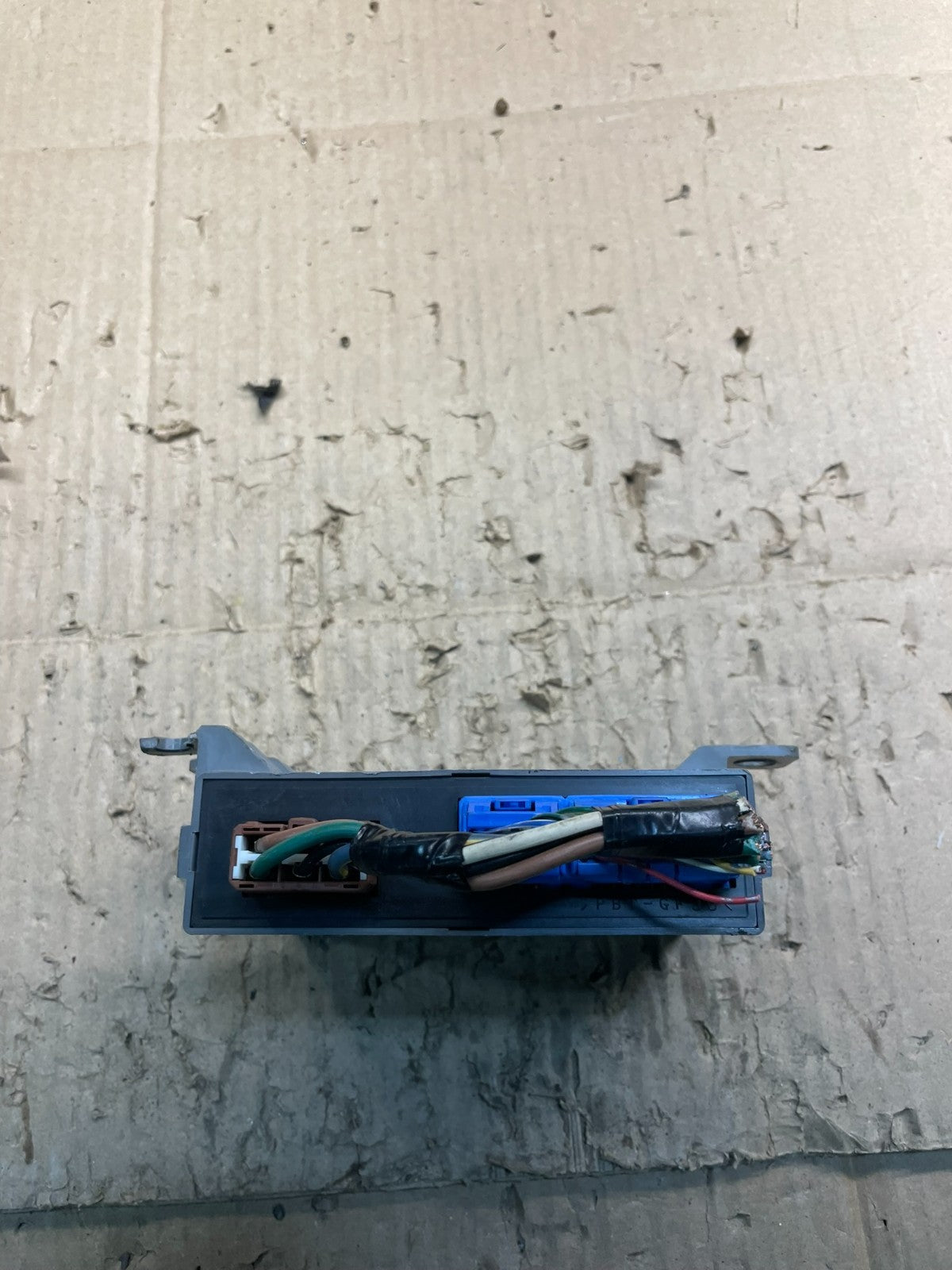 2005 - 2007 Honda Odyssey Rear Left Driver Sliding Door Module X8729 DG1