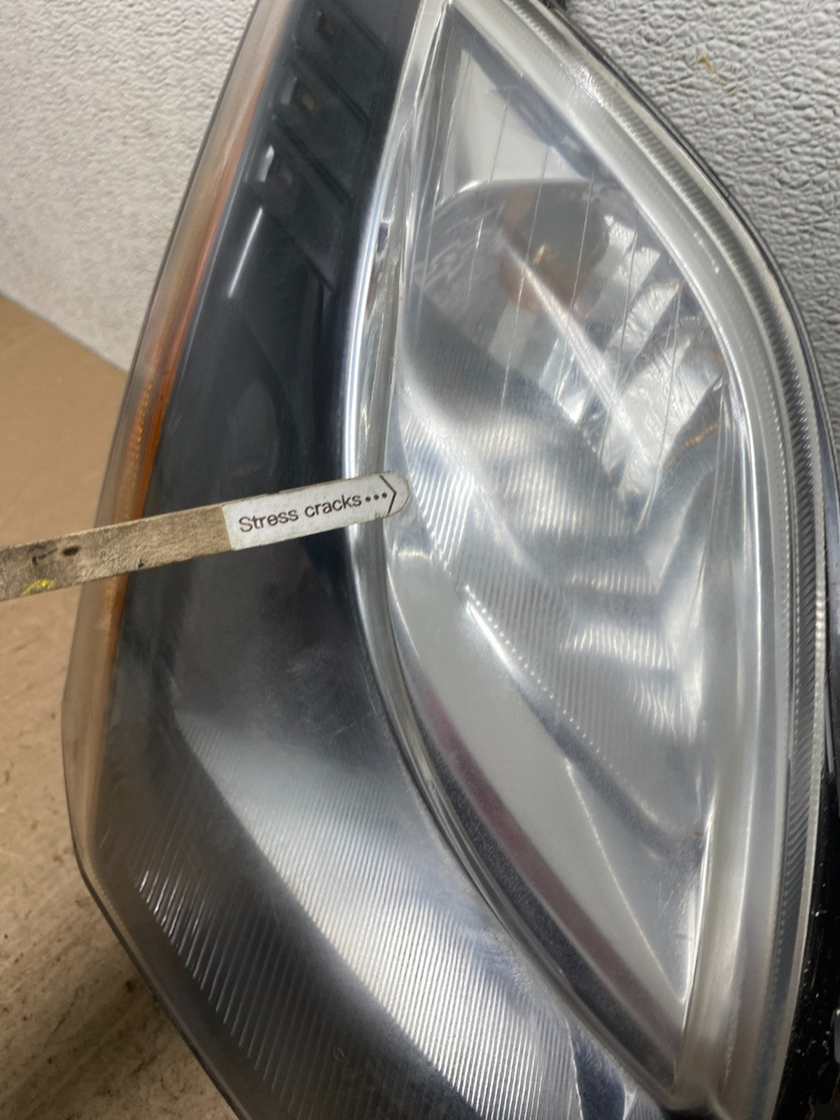 2010 2011 2012 Nissan Sentra Halogen Right Passenger Black Headlight Q2858 DW6