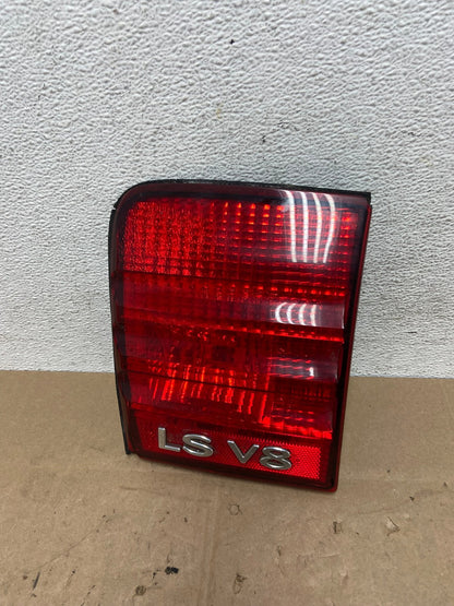 2000 2001 2002 Lincoln Ls Right Passenger RH Side Inner Tail Light AE6430 LK0
