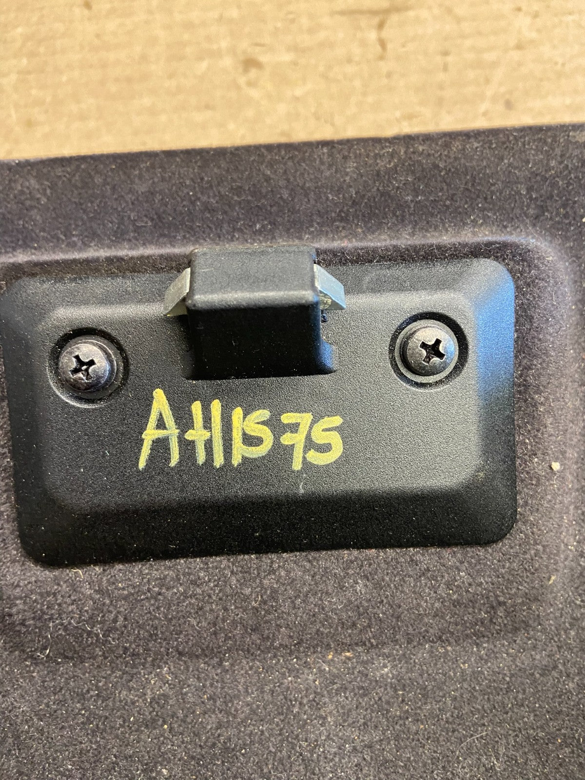 2007 to 2011 BMW E90 E91 335i 328i XI Glove Box AH1575 DG5