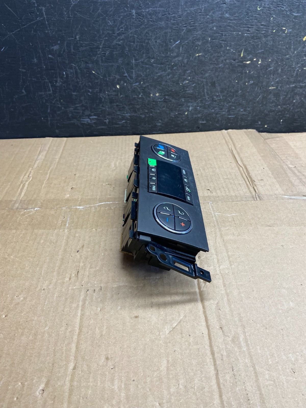 2007 to 2009 GMC Yukon Chevrolet Tahoe Climate Control A/C Panel AF2776 DG2