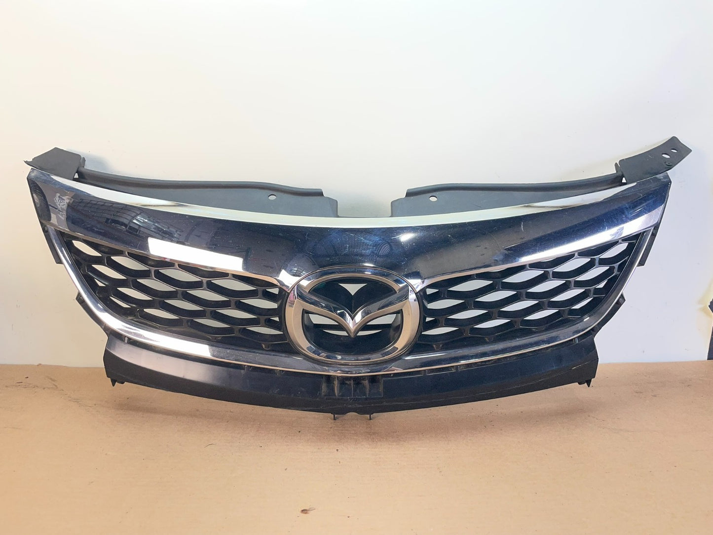 2010-2012 Mazda CX-9 Front Upper Grill Grille w/ Emblem af8562 DG0