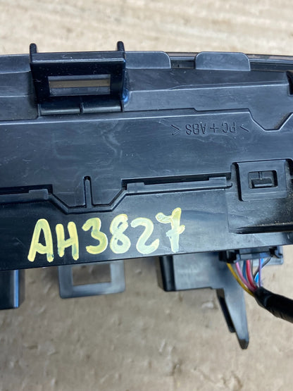 2014 Toyota Prius V Climate Heater A/C AC Control Panel AH3827 DG8