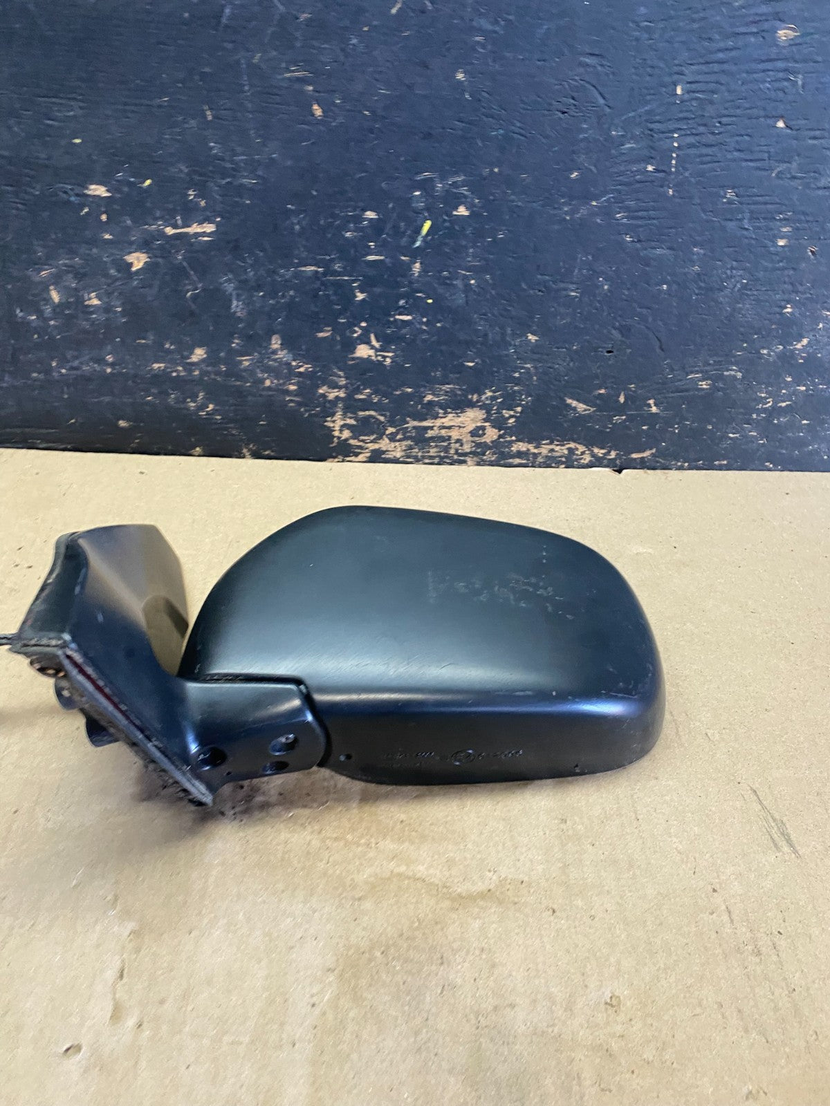 2001 - 2006 Suzuki Grand Vitara XL-7 Left Driver LH  View Door Mirror U7432 DG3